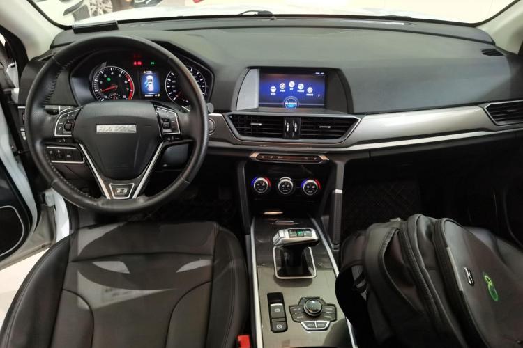 哈弗H6 2018款 蓝标 运动版 1.5T 自动两驱精英型中控内饰12