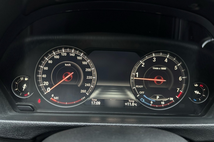 宝马3系 2018款 320Li 领先型M运动套装局部细节14