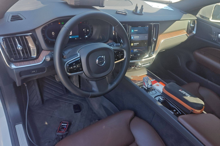 沃尔沃S60 2024款 B4 智远豪华版中控内饰12