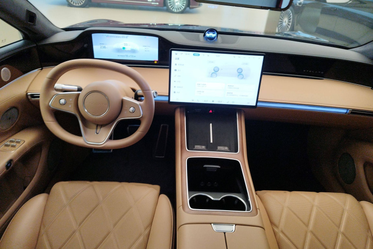 鸿蒙智行 享界S9 2024款 纯电 Ultra 四驱旗舰版中控内饰7002