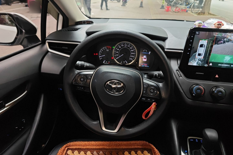 丰田 卡罗拉 2019款 1.2T S-CVT GL先锋版中控内饰13