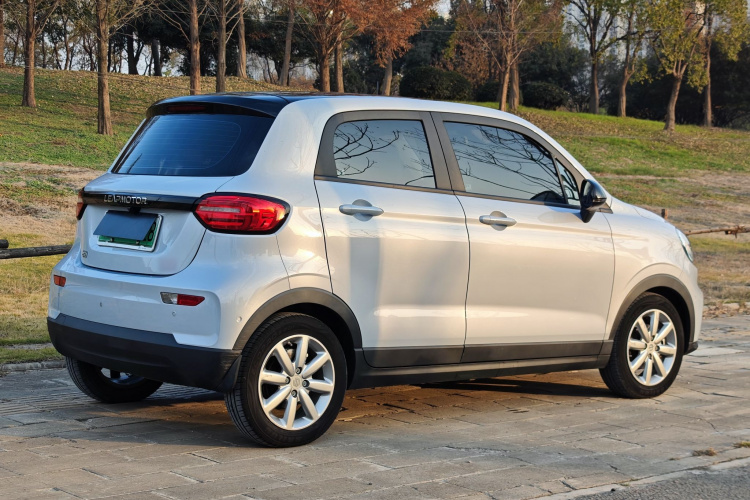 零跑汽车 零跑T03 2022款 星钻版车身外观6005