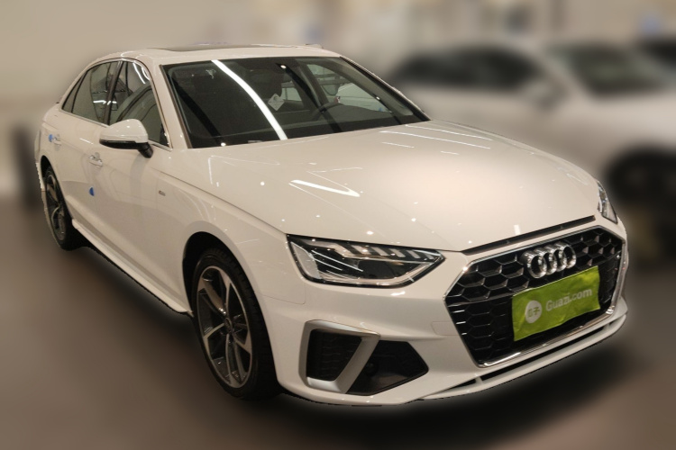 奥迪A4L 2023款 40 TFSI 时尚动感型车身外观3