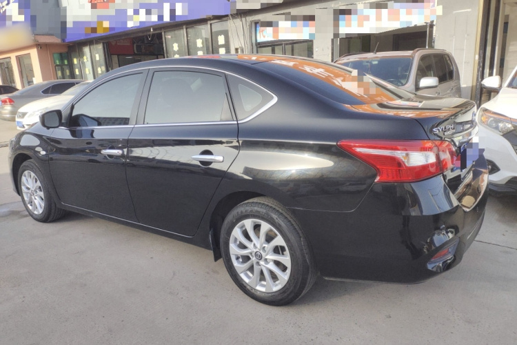 日产 轩逸 2022款 经典 1.6XE CVT舒适版车身外观4