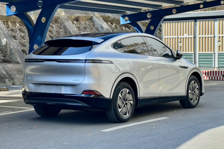 小鹏G6 2024款 580 长续航 Plus车身外观6008