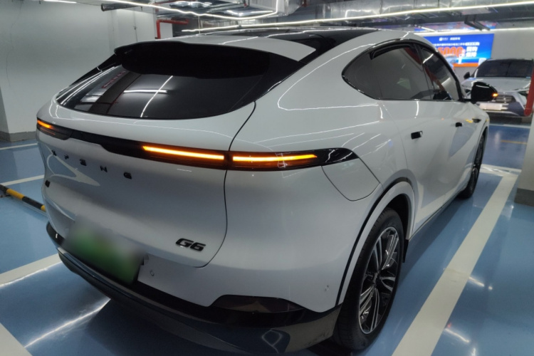 小鹏G6 2023款 580 长续航 Pro车身外观7