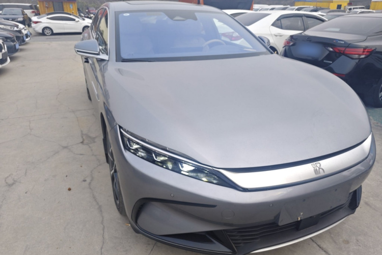 比亚迪 汉 2024款 EV 荣耀版 605KM前驱尊贵型车身外观3