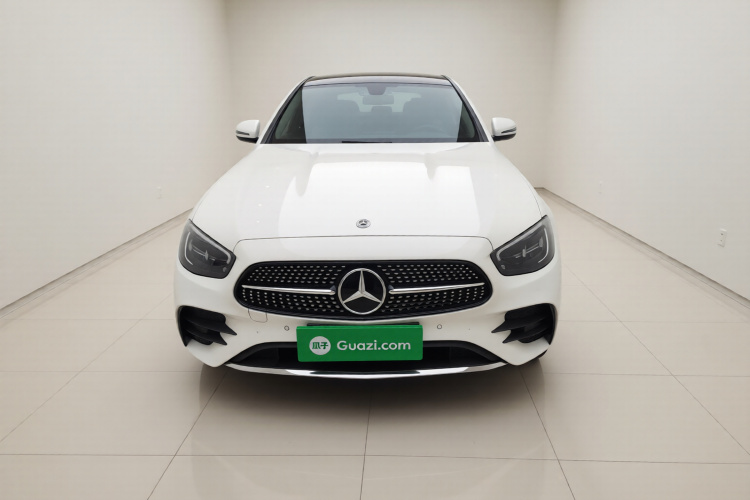 奔驰E级 2021款 E 260 L 运动型车身外观2