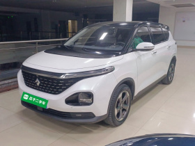 宝骏RM-5 2019款 1.5T CVT 24小时在线豪华型 6座