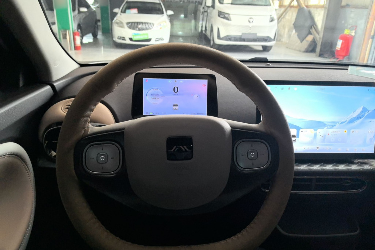 江淮钇为 钇为3 2023款 505km Air中控内饰12
