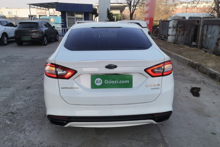 福特 蒙迪欧 2013款 1.5L GTDi180时尚型车身外观6