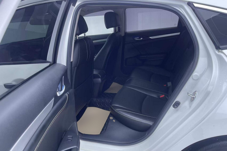 本田 思域 2019款 220TURBO CVT燃动版 国VI中控内饰21