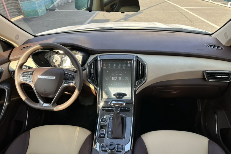 猎豹汽车 猎豹CS9 2018款 1.5T CVT劲锐型中控内饰7003