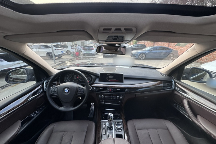 宝马X5(进口) 2014款 xDrive35i 典雅型中控内饰7001