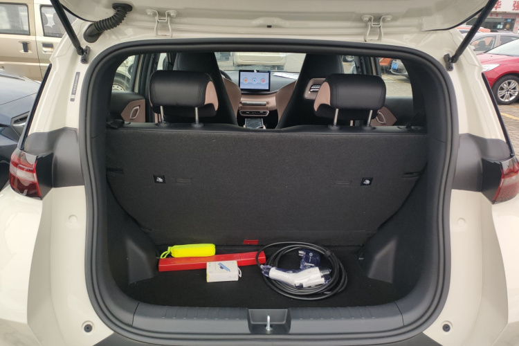 比亚迪 海鸥 2023款 活力版机舱底盘23