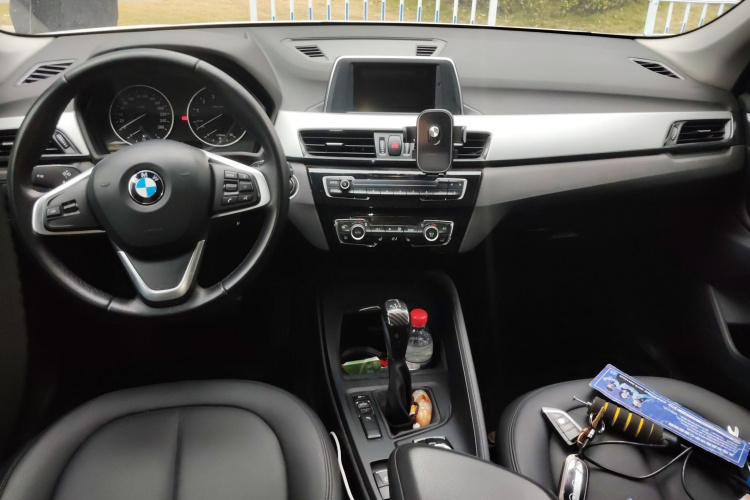 宝马X1 2016款 sDrive18Li 尊享型中控内饰12