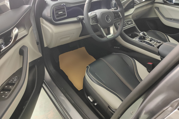 比亚迪 秦PLUS 2021款 DM-i 55KM 旗舰型中控内饰20