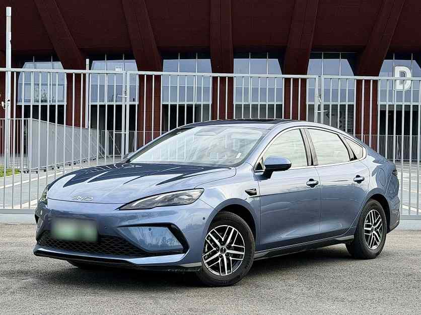 比亚迪 海豹05 DM-i 2025款 DM-i 智驾版 120KM旗舰型(1)