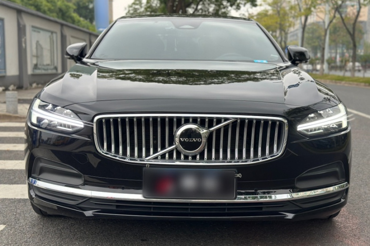 沃尔沃S90 2023款 B5 智逸豪华版车身外观6004
