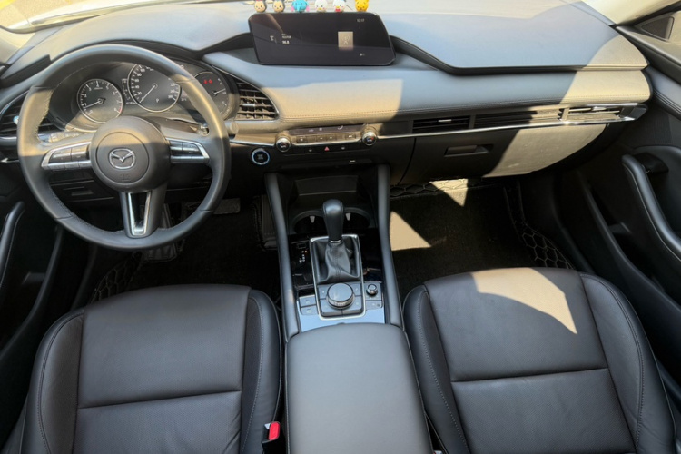 马自达3 昂克赛拉 2021款 2.0L 自动质雅版中控内饰7006