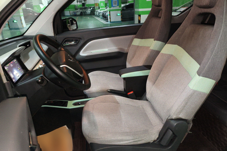 五菱汽车 宏光MINIEV 2021款 马卡龙时尚款 磷酸铁锂中控内饰19