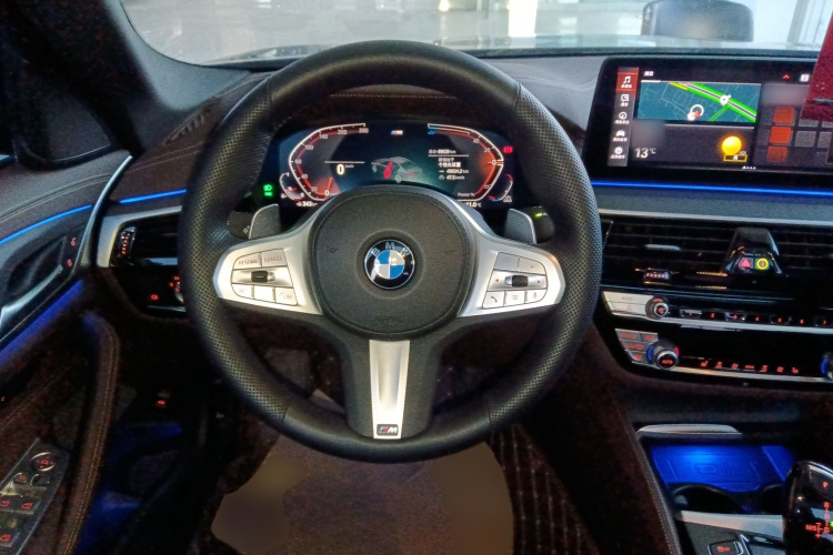 宝马5系 2023款 530Li 领先型 M运动套装局部细节13
