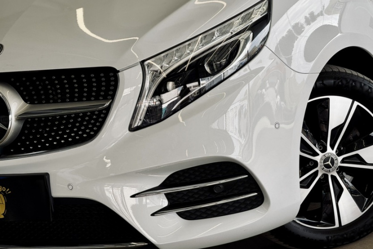 奔驰V级 2020款 V 260 L 长轴距豪华版车身外观6011