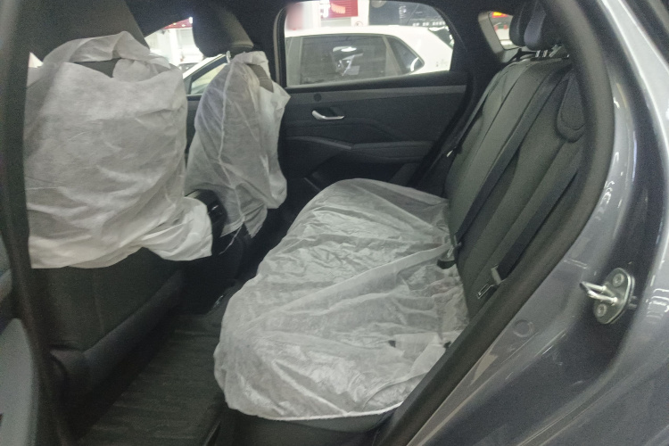 比亚迪 秦PLUS 2025款 DM-i 智驾版 55KM领先型中控内饰7004