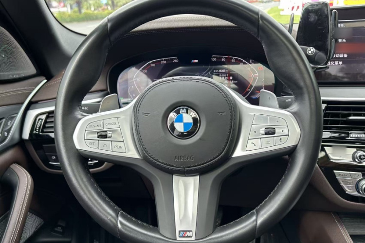 宝马5系 2023款 530Li 尊享型 M运动套装局部细节13