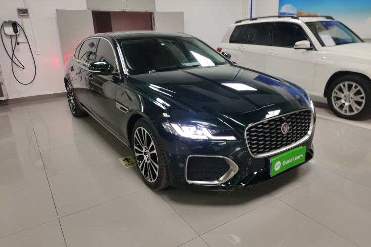 捷豹XFL 2022款 XFL 2.0T P250 两驱尊享豪华版车身外观6002