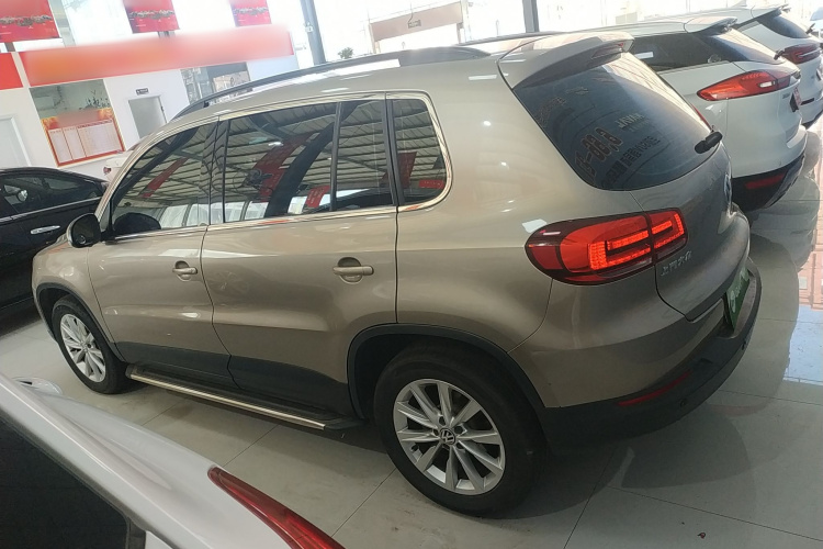 大众 途观 2016款 300TSI 自动两驱舒适版车身外观6003