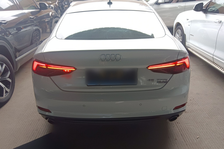 奥迪A5 2017款 Sportback 45 TFSI 时尚型车身外观6004
