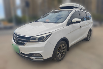 宝骏730 2017款 1.5T 手动尊享型 7座