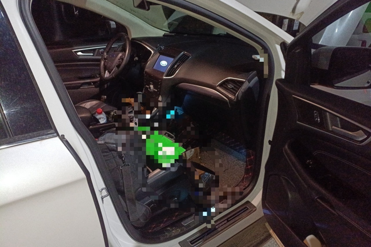 福特 锐界 2018款 EcoBoost 245 四驱尊锐型Plus 7座 国V局部细节9005