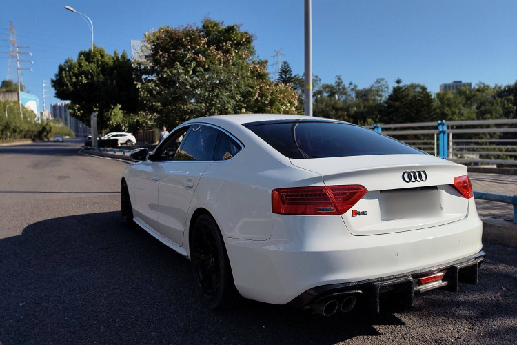 奥迪A5 2016款 Sportback 45 TFSI车身外观6006