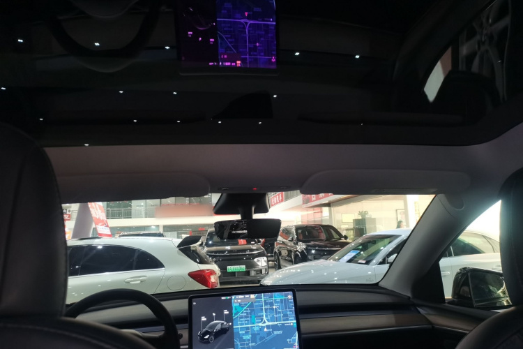 特斯拉 Model Y 2021款 标准续航后驱版局部细节22