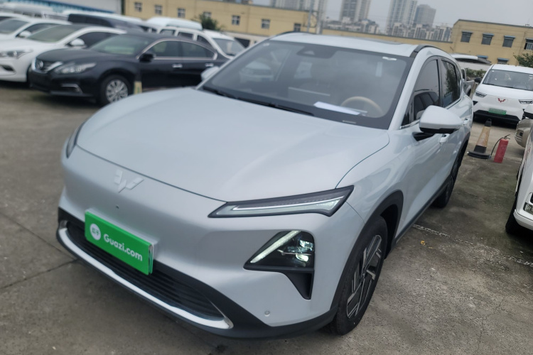 五菱汽车 五菱星光S 2024款 130km 旗舰型车身外观1