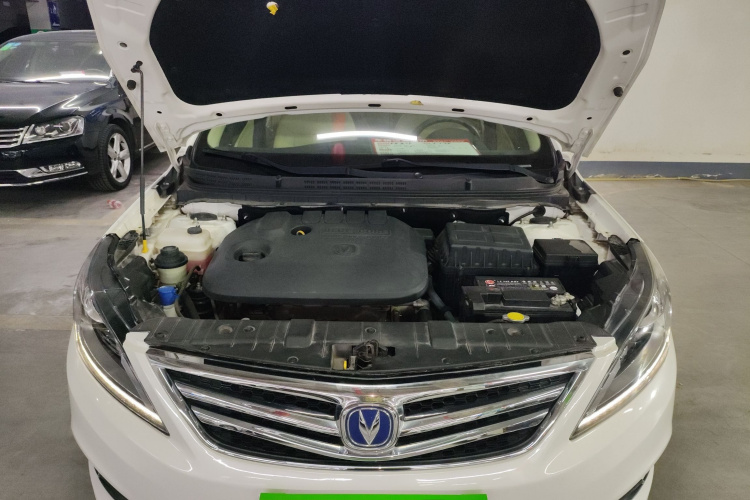 长安 逸动 2016款 1.6L 自动风尚型机舱底盘24