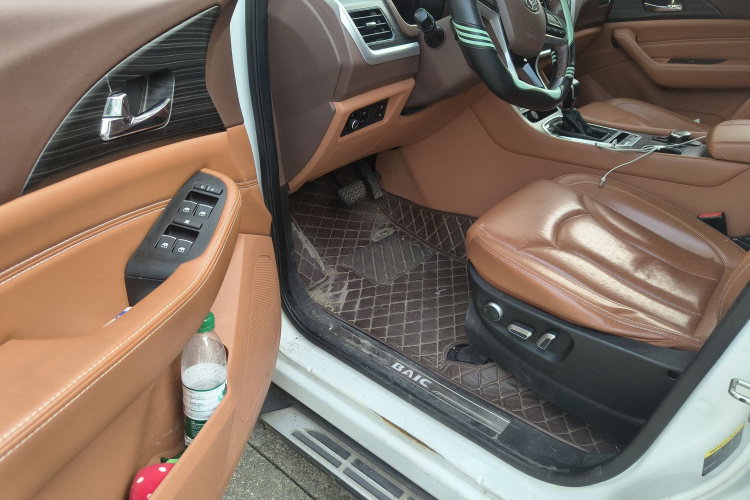 北汽幻速S7 2018款 1.5T 自动尊贵型中控内饰20