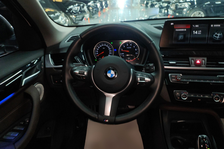 宝马X1 2022款 sDrive25Li 领先型中控内饰13