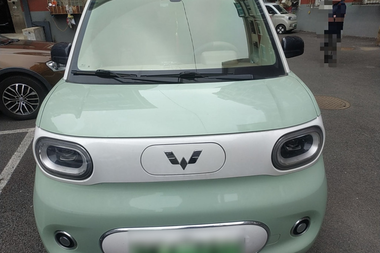 五菱汽车 宏光MINIEV 2024款 第三代 215km 进阶版车身外观2