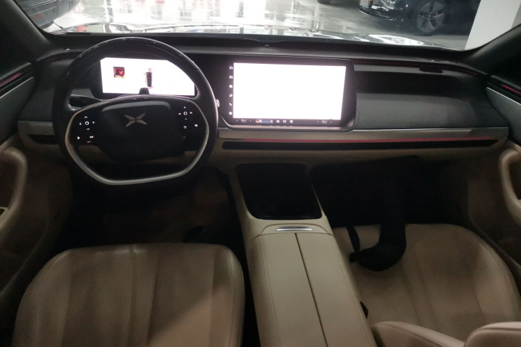 小鹏P7 2022款 480E+中控内饰12