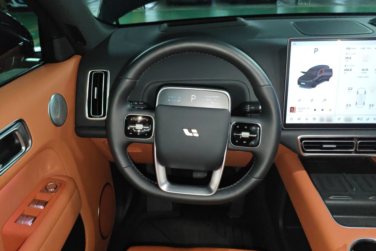 理想汽车 理想L8 2024款 Ultra中控内饰13