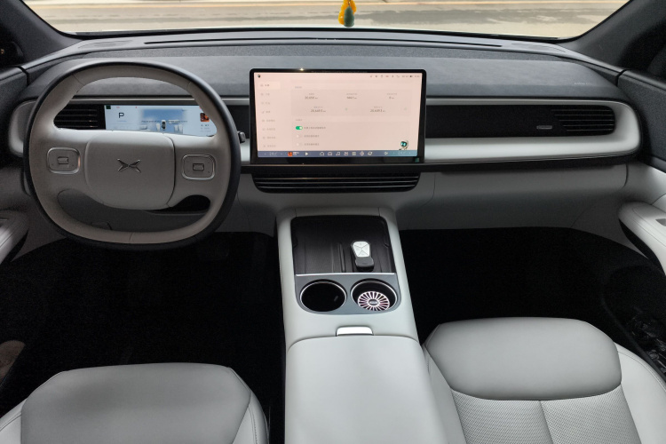 小鹏G6 2023款 580 长续航 Max中控内饰12