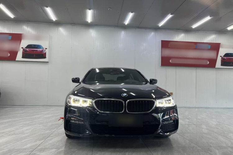 宝马5系 2019款 530Li xDrive M运动套装车身外观6001