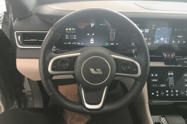 理想汽车 理想ONE 2020款 增程6座版中控内饰13