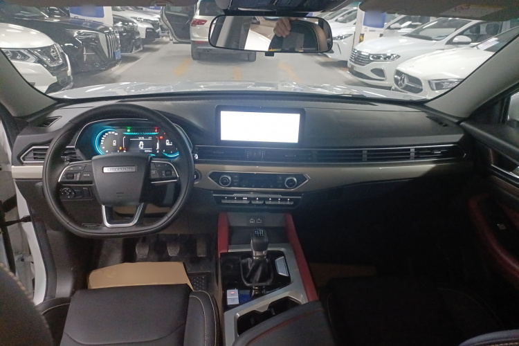 捷途X70 2023款 1.5T 手动超越版 7座中控内饰12
