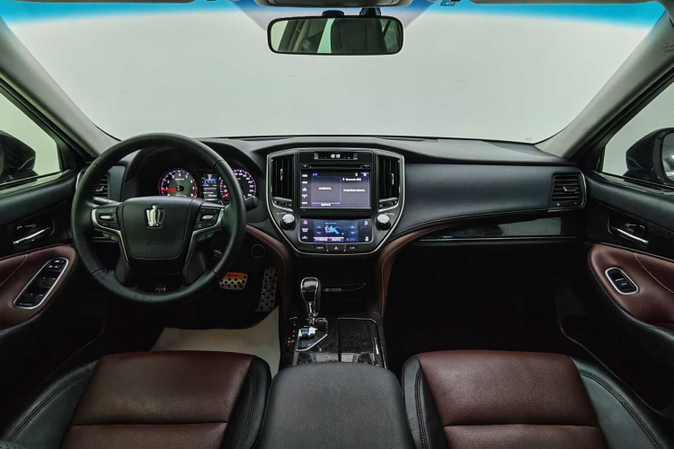 丰田 皇冠 2018款 2.0T 运动版中控内饰7003