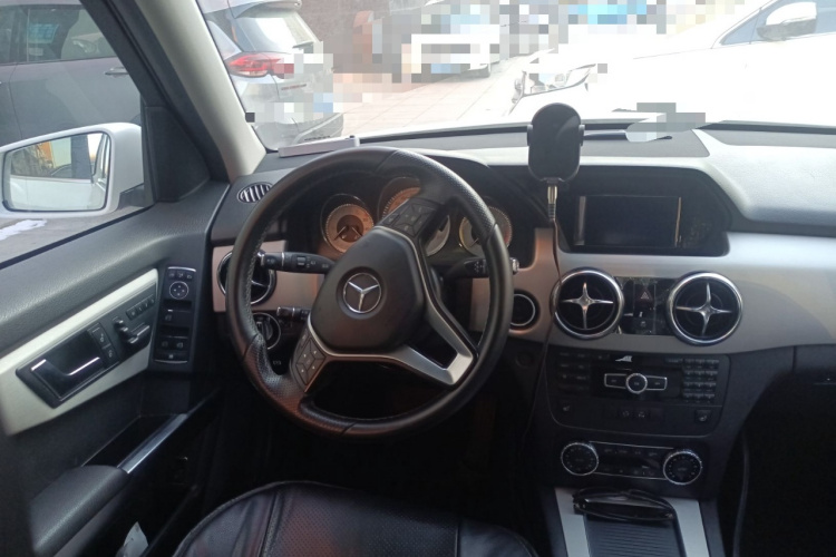 奔驰GLK级 2013款 GLK 300 4MATIC 动感天窗型中控内饰13