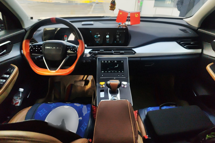 北京汽车 北京X7 2020款 1.5TD DCT致领版中控内饰12